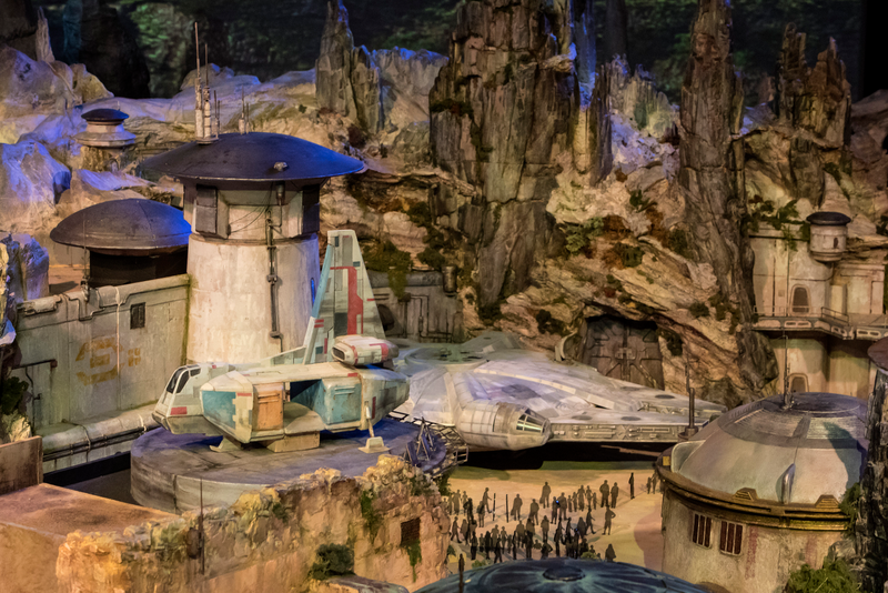 Illustration for article titled Here's Your First Look at an Insanely Detailed Model of Disney's Star Wars Land (UPDATED)
